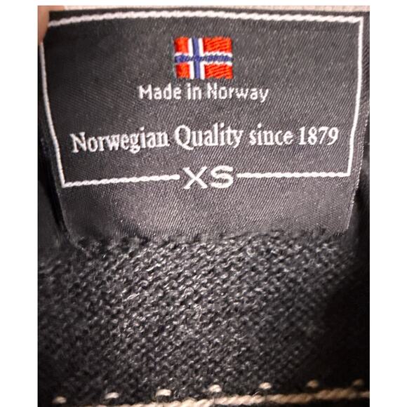 Dale of Norway Cardigan Knit Sweater Women's XS Wool Button Up Nordic Snowflake - Picture 9 of 12